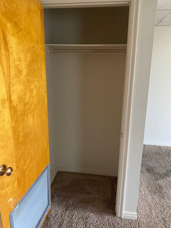 57 W Vine St #208 - Photo 5 of 9
