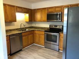 300 Winding River Dr #G - Photo 1 of 1