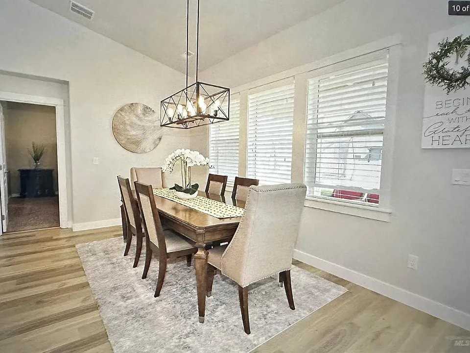 2116 E Melwood St - Photo 5 of 20