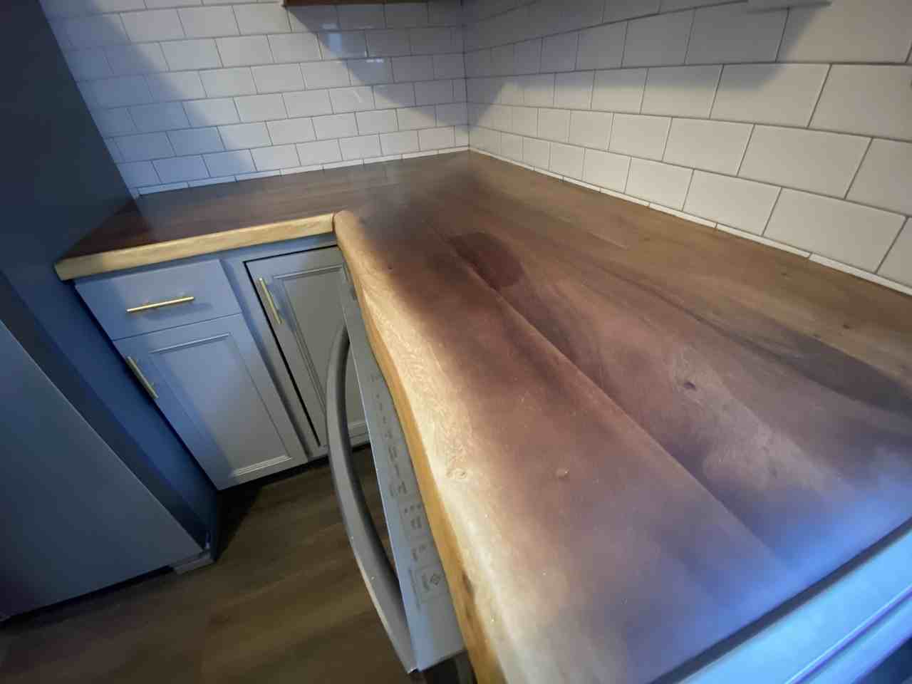 243 Richard St - Photo 4 of 9