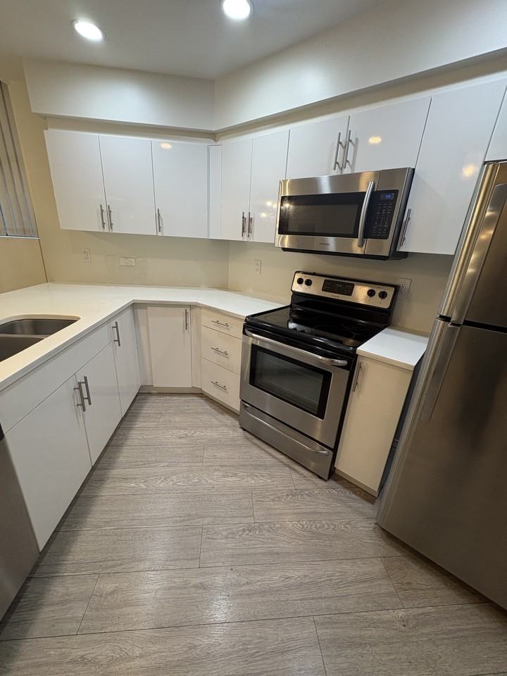2915 Glen Drive #119 - Photo 6 of 13