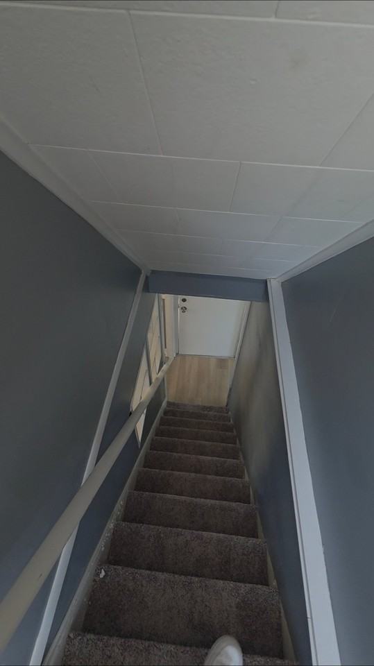 338 Main St - Photo 5 of 8