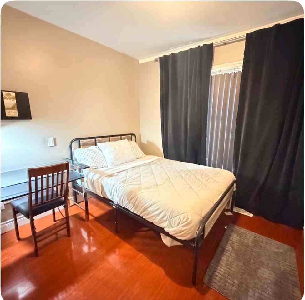 321 E 45th Ave #3 - Photo 7 of 9