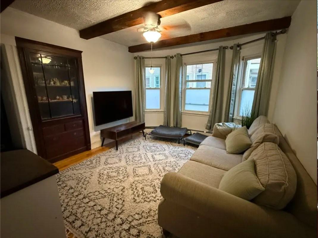 11 Union St - Photo 4 of 5