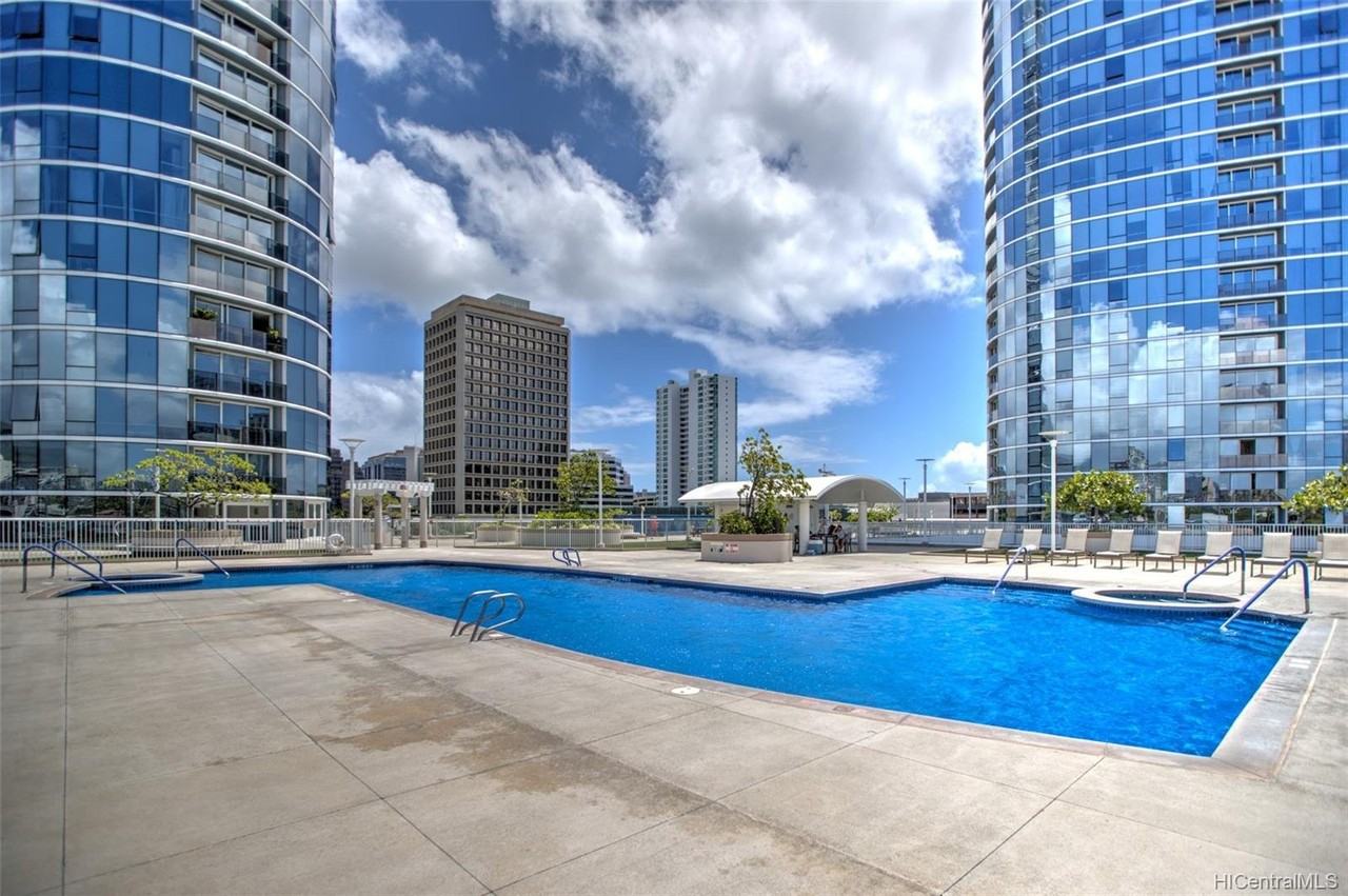 1288 Kapiolani Blvd #2707EAST - Photo 7 of 15