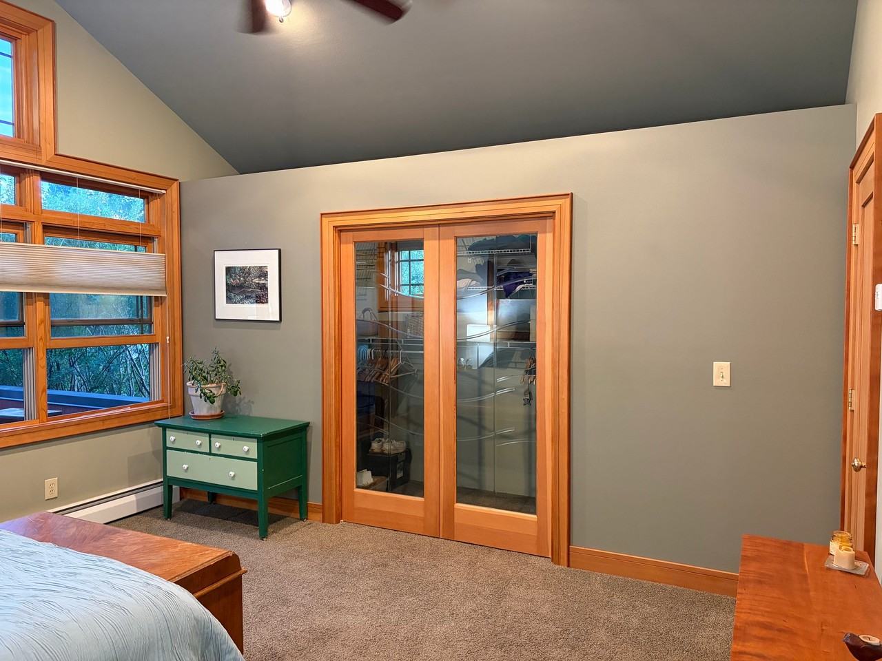 226 Benton Ave - Photo 5 of 38