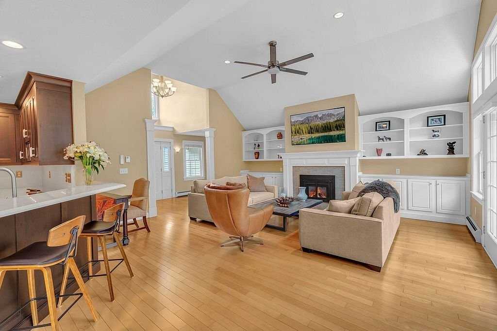 7 Landmark Rd - Photo 5 of 19