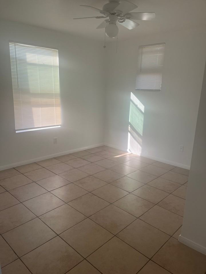 159 W Park Ave - Photo 3 of 7