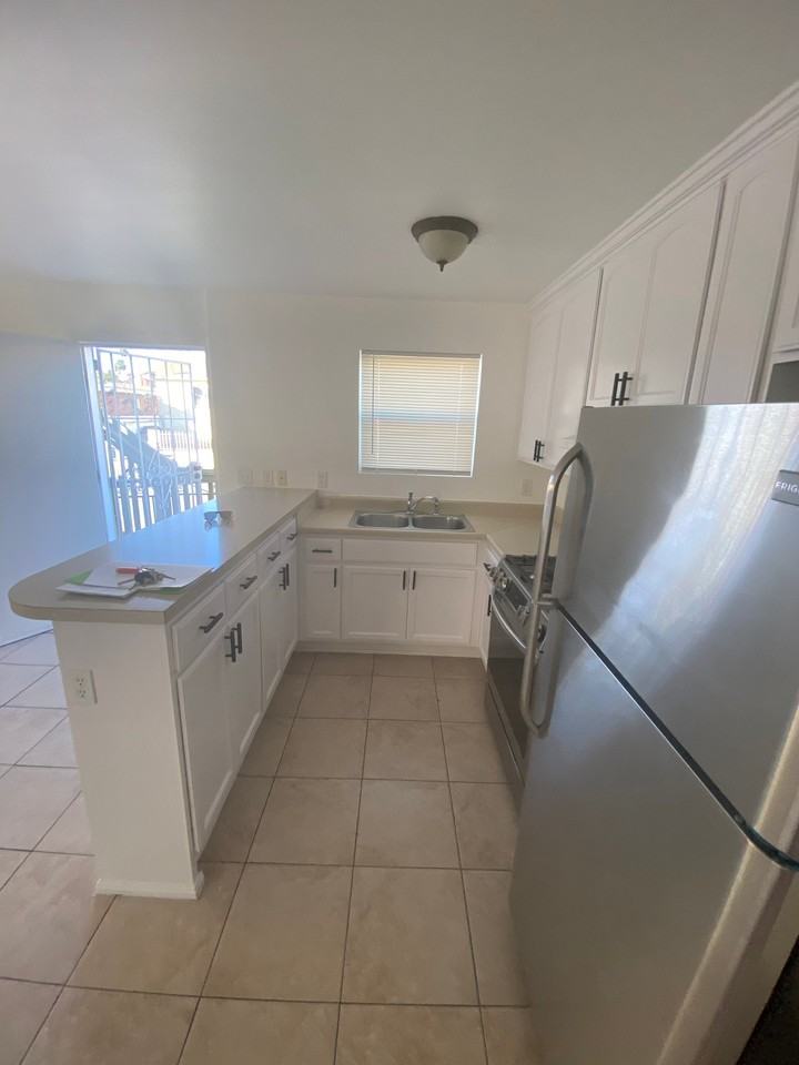 159 W Park Ave - Photo 6 of 7