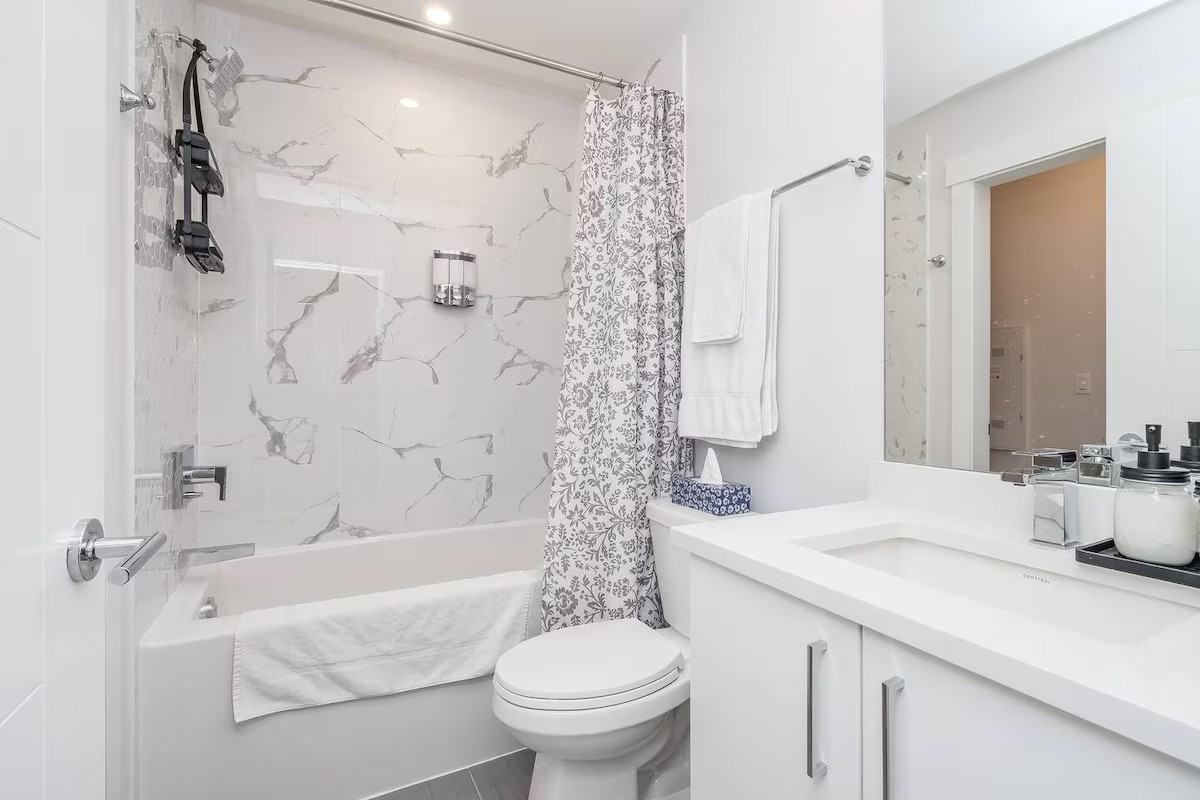 32690 14 Avenue #400 - Photo 6 of 34