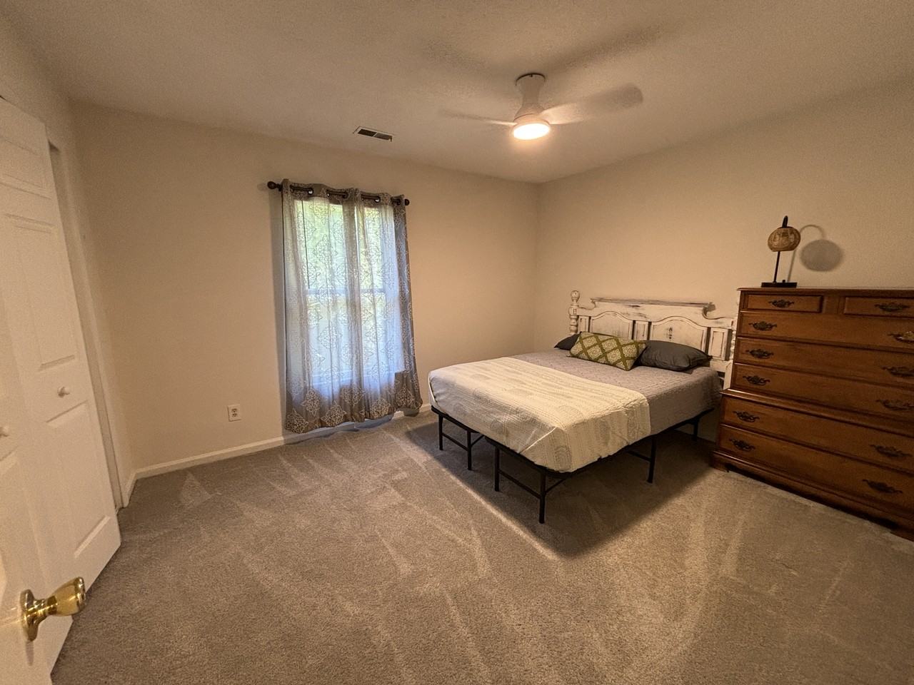 113 Weatherstone Dr #D - Photo 2 of 8