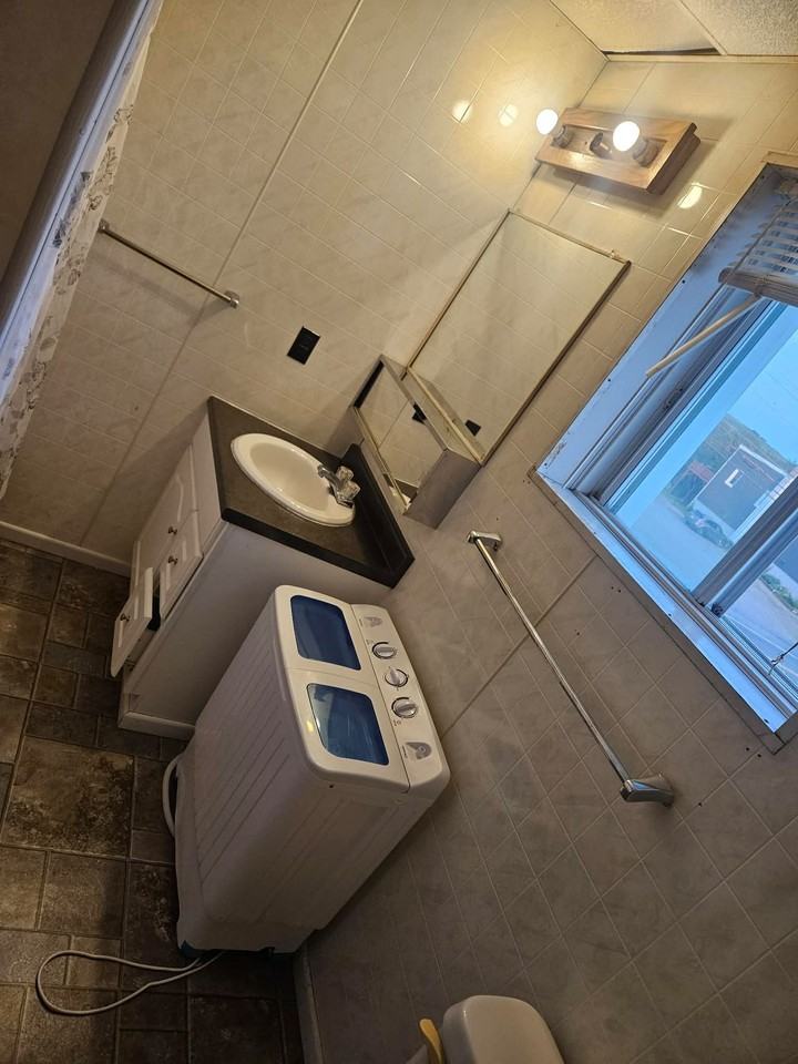 486 Main Rd #4 - Photo 2 of 3