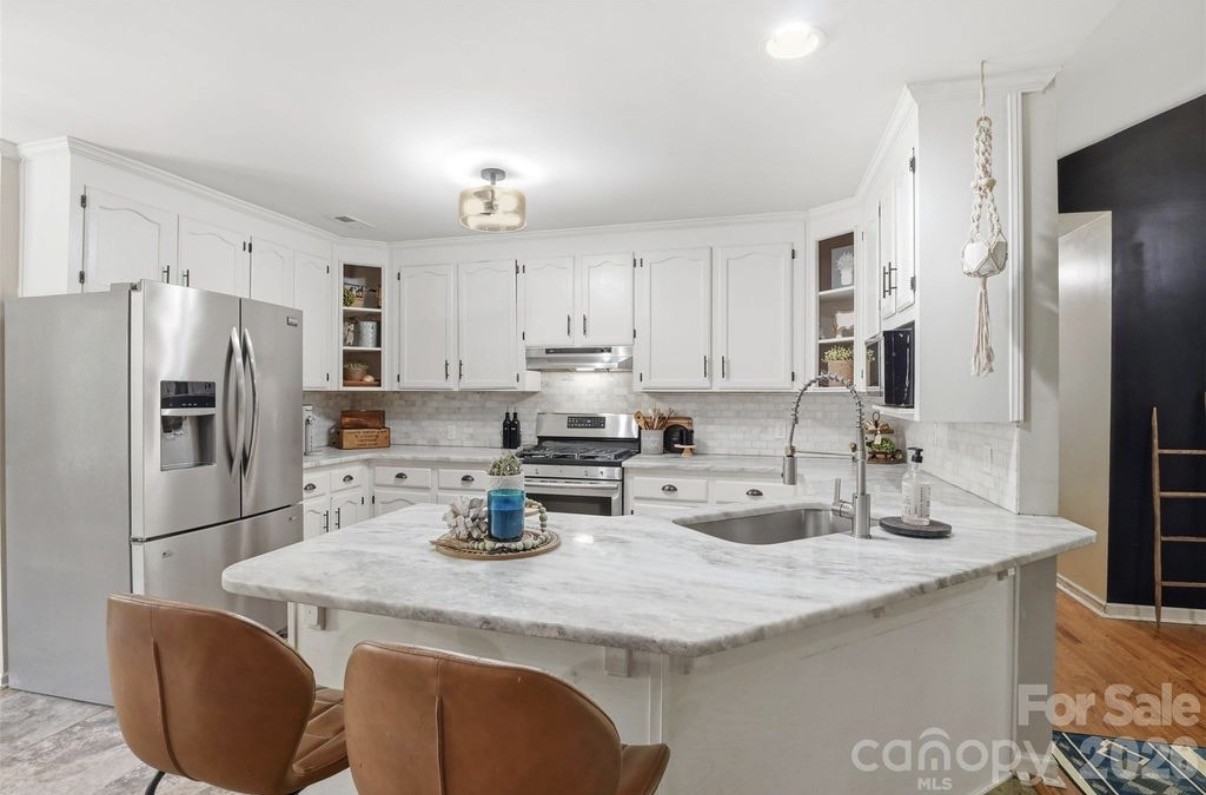 1739 Westbrook Rd #NA - Photo 5 of 18