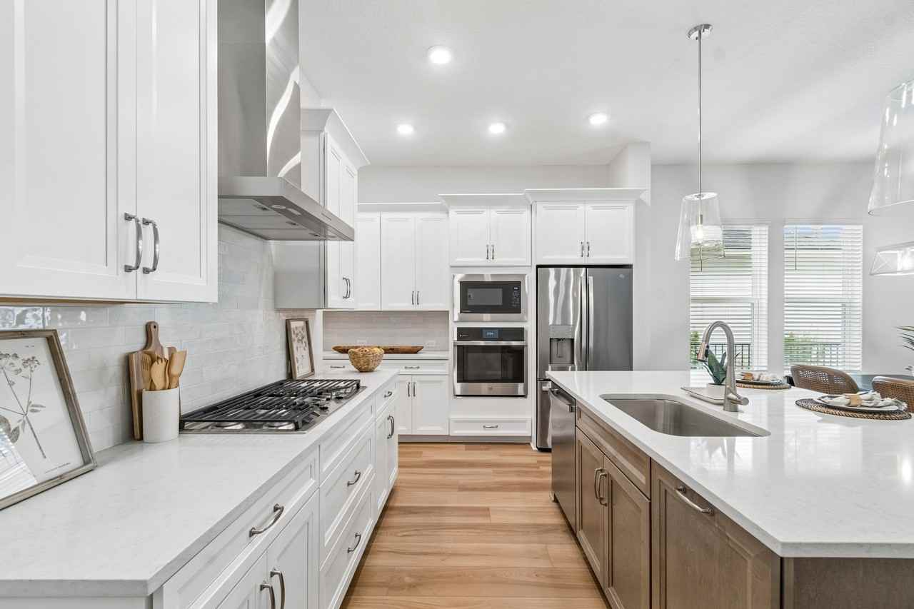 260 Sutton Dr #NA - Photo 3 of 20