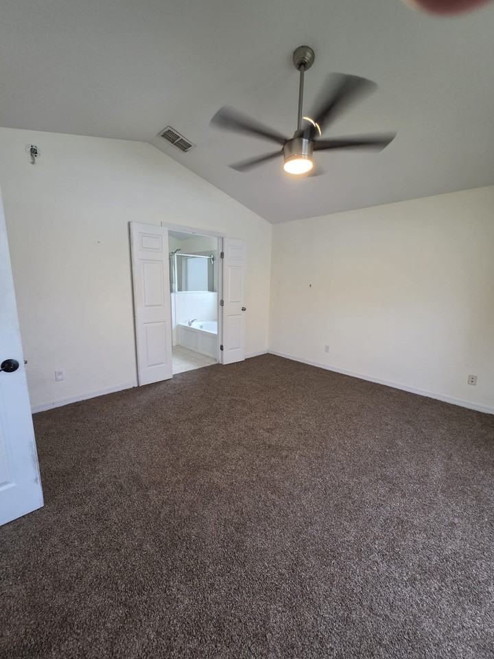 2809 Shumard St #NA - Photo 3 of 18