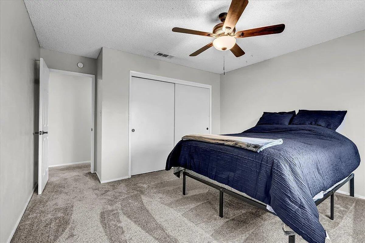 1828 E Seeger Ct #NA - Photo 3 of 10