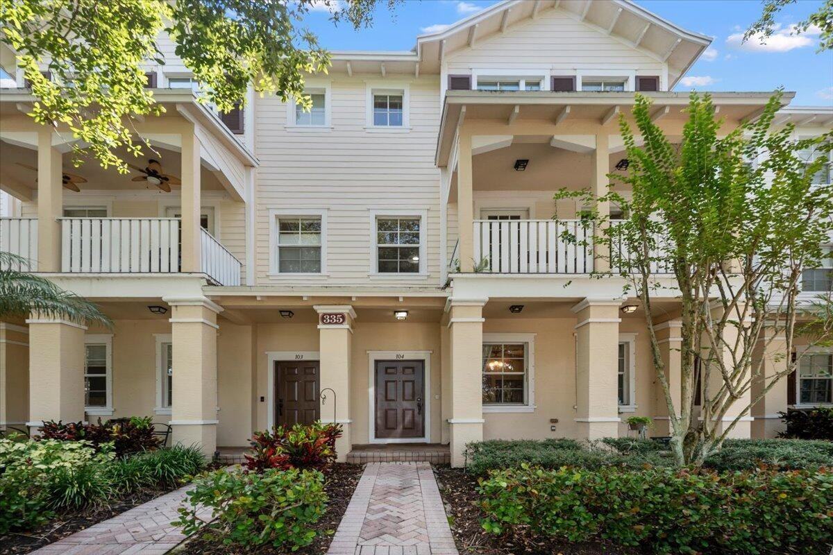 335 East Thatch Palm Circle