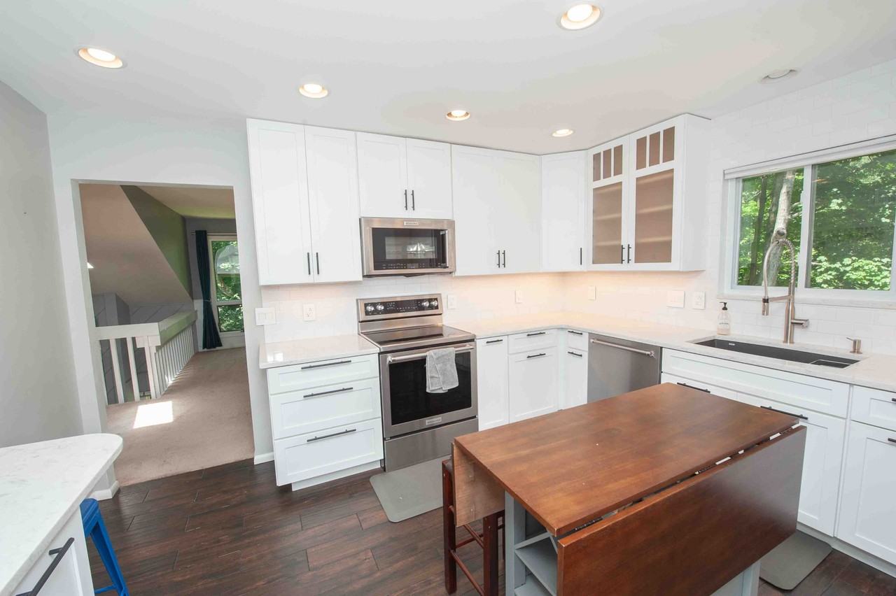 973 Hollow Creek Dr #NA - Photo 4 of 35