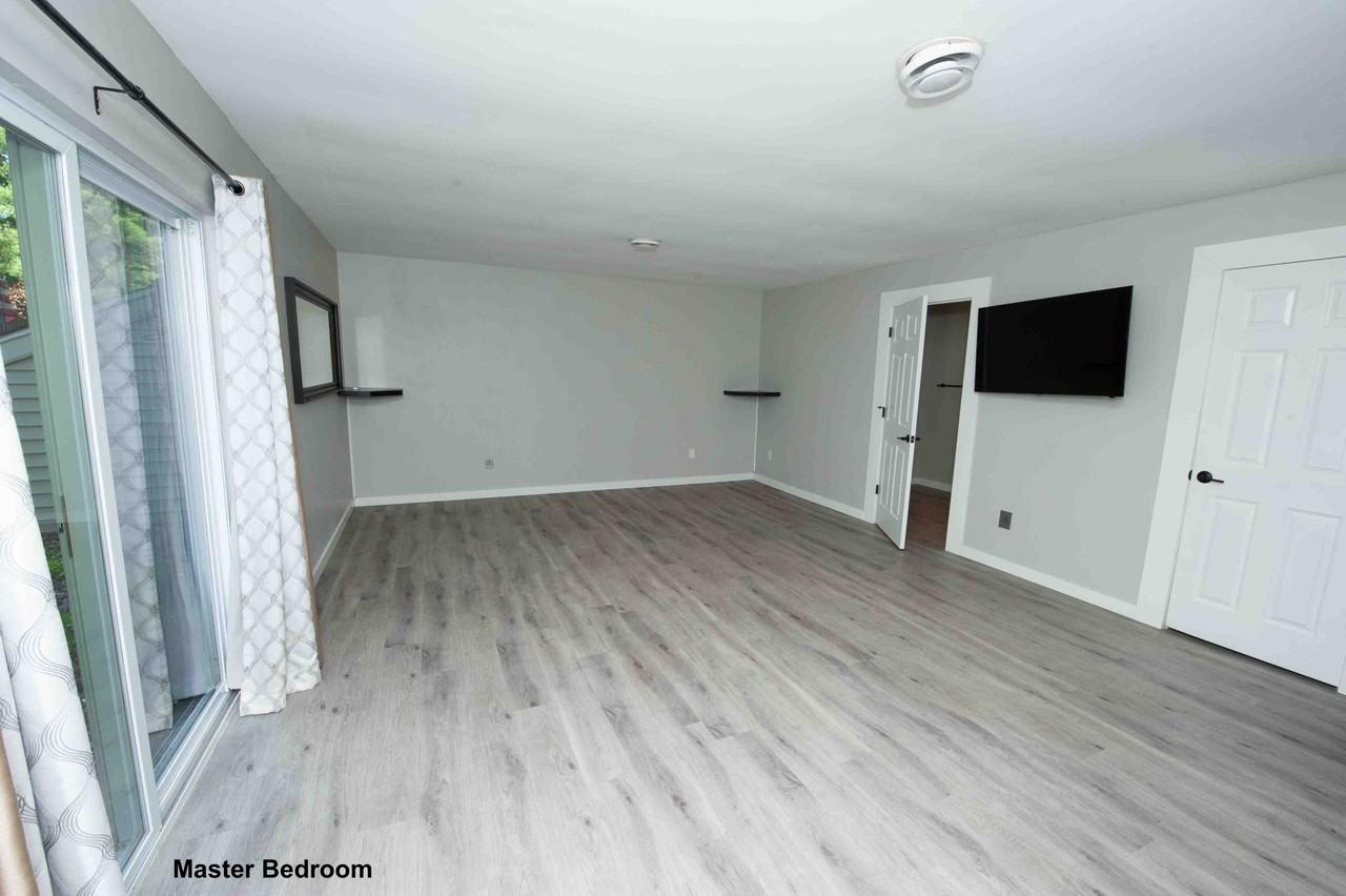 973 Hollow Creek Dr #NA - Photo 7 of 35