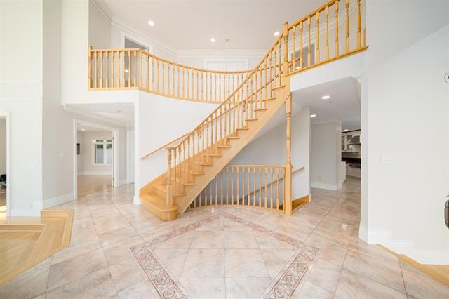 2711 Chelsea Court - Photo 4 of 29