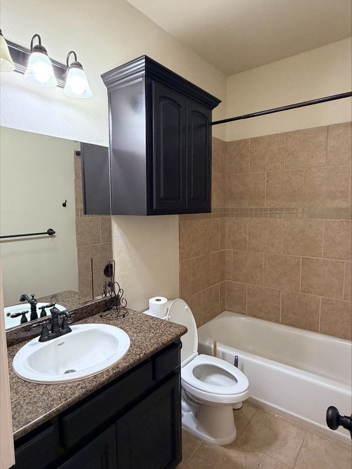 5702 Valor Ave #NA - Photo 6 of 23