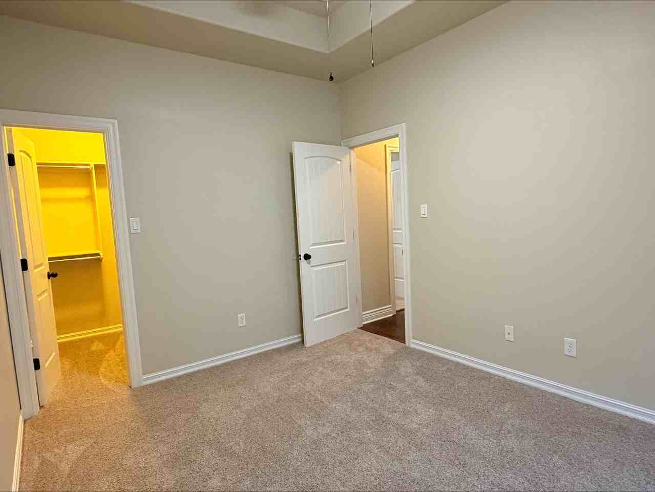 5702 Valor Ave #NA - Photo 7 of 23
