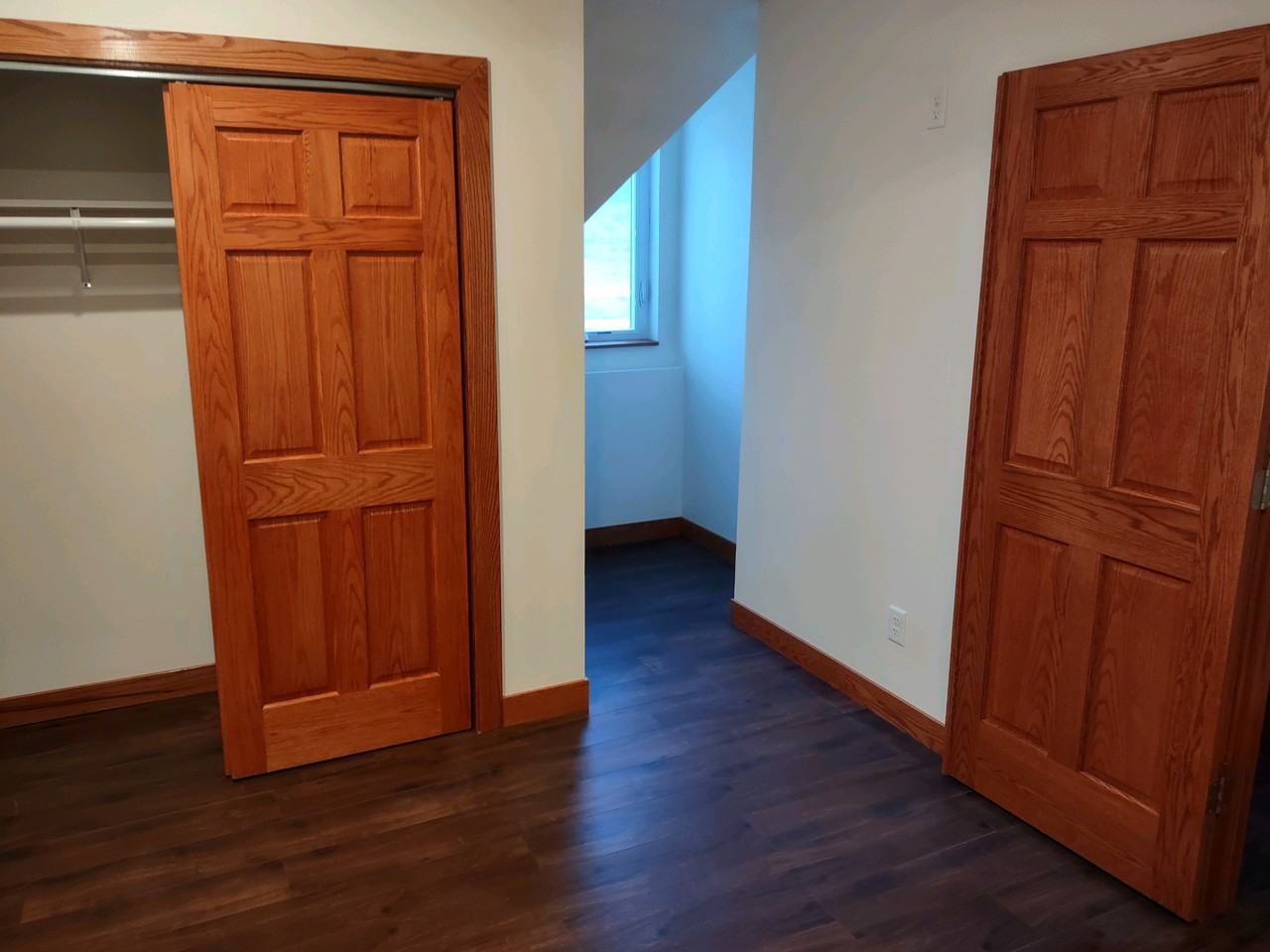 822 S Fairmount St - Photo 3 of 9