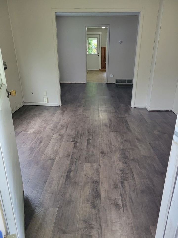 533 W Kinne St - Photo 3 of 27