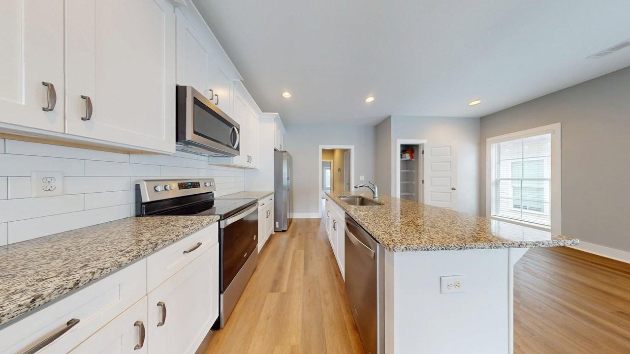 1263 Burrow Cir - Photo 5 of 16