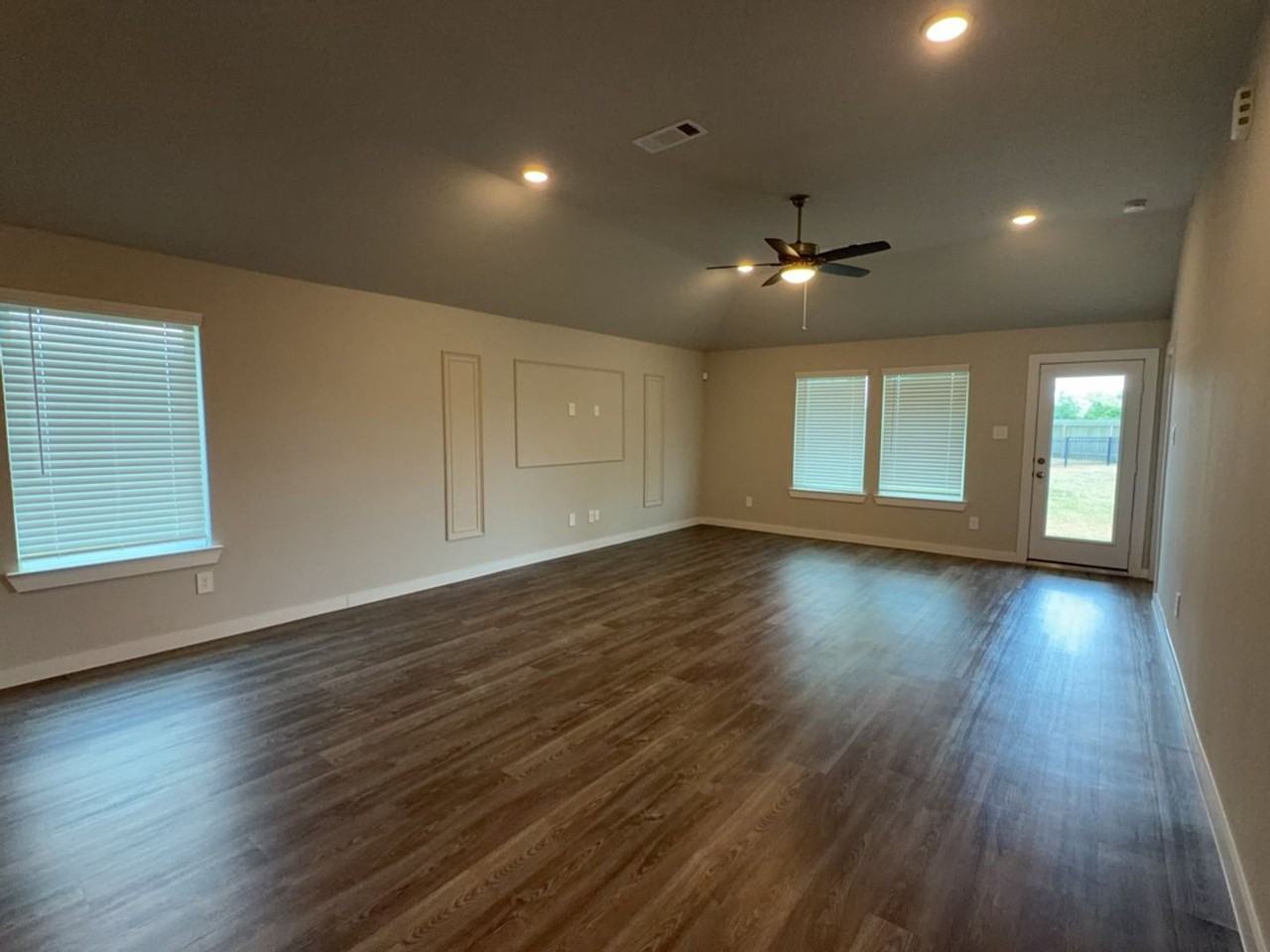 22476 Mountain Pine Dr - Photo 7 of 33