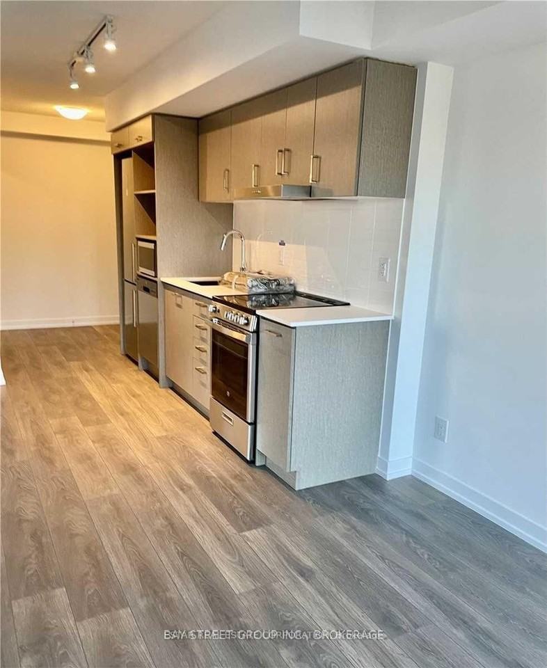 219 Dundas Street East - Photo 8