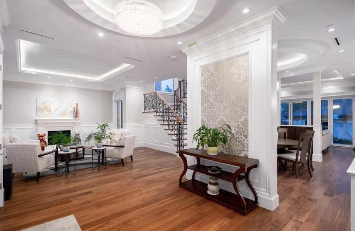 1332 West 51st Avenue - Photo 4 of 34