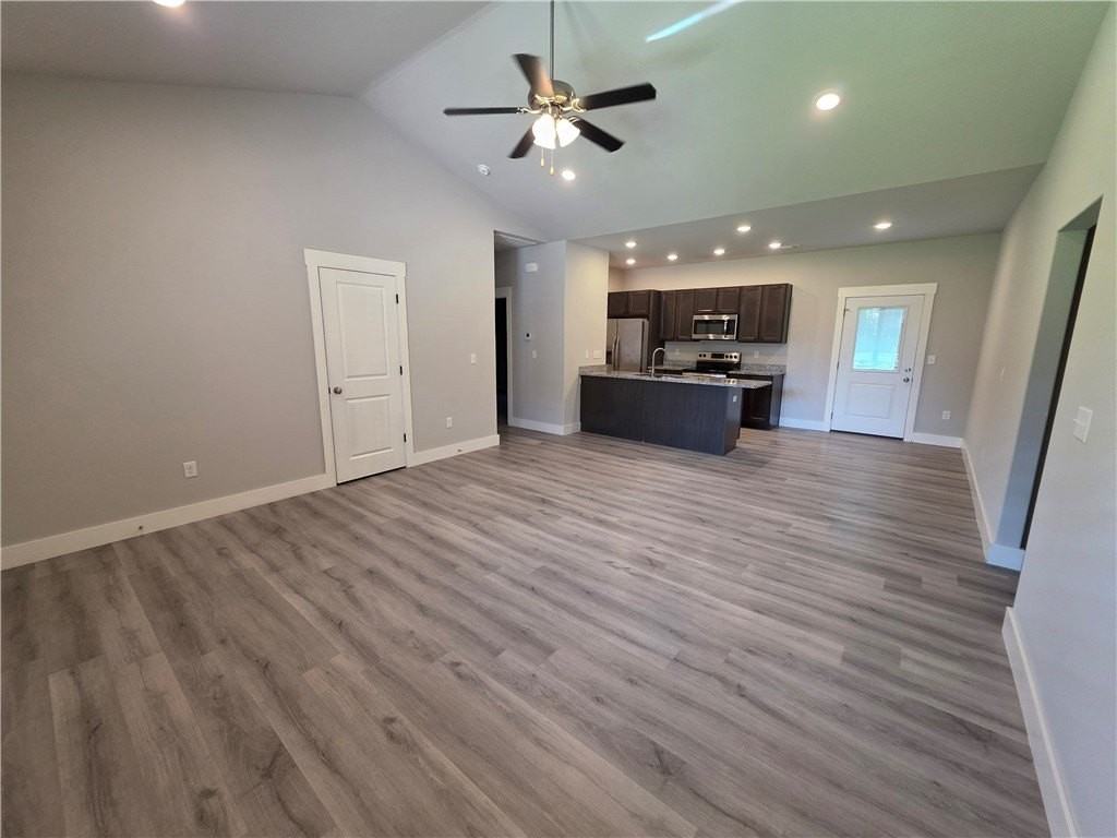 13 Lockhart Ln - Photo 2 of 17
