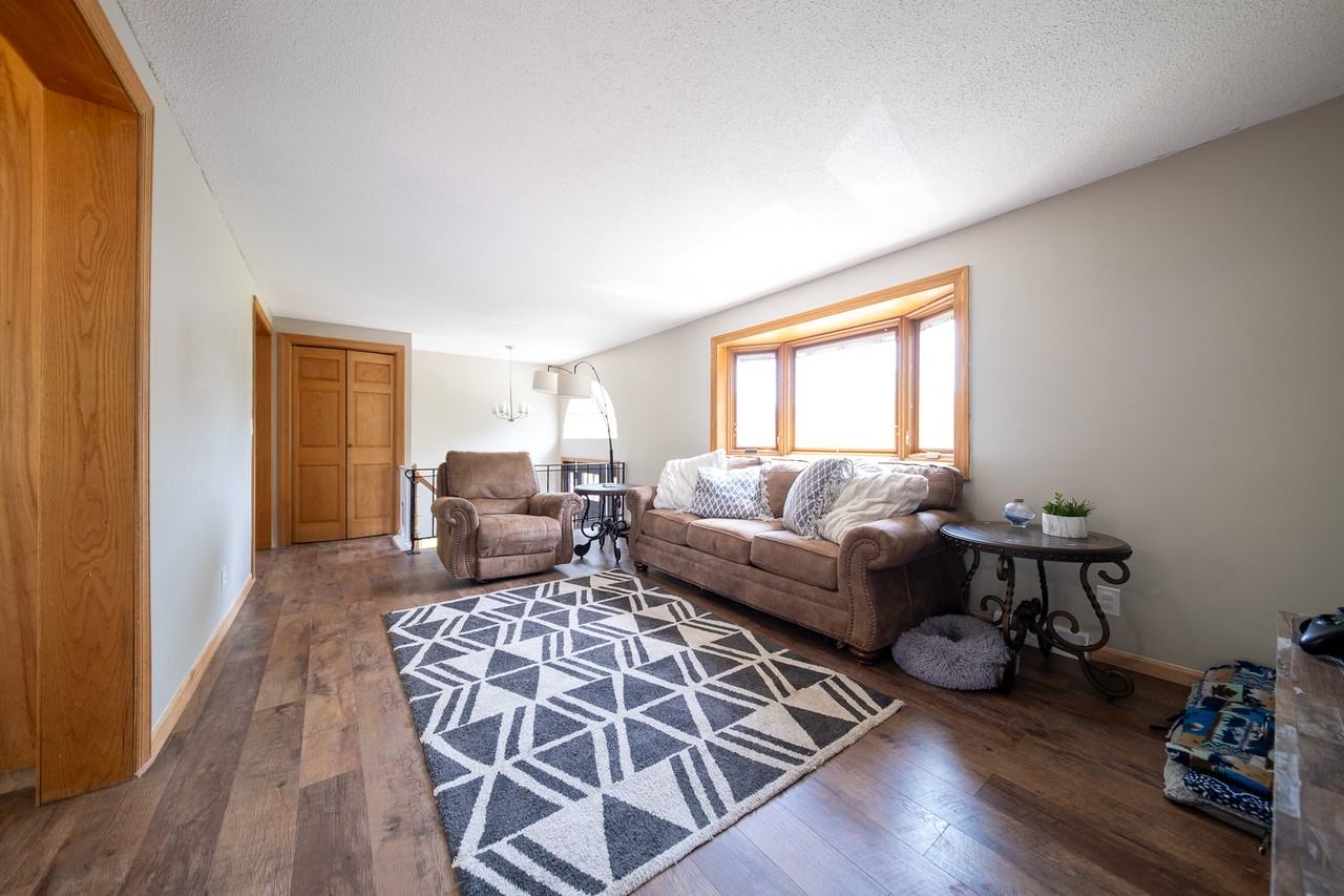 8618 Wildwood Ave #1 - Photo 3 of 29