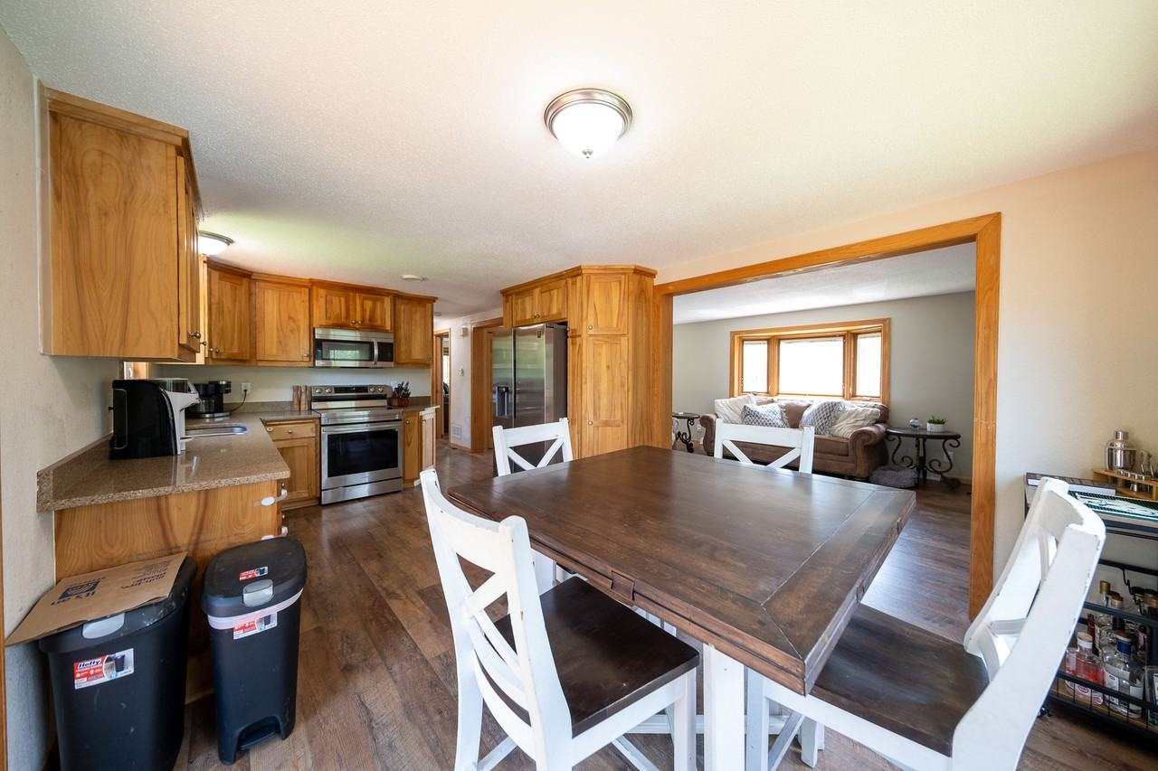 8618 Wildwood Ave #1 - Photo 4 of 29