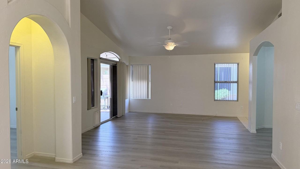 18620 N 2nd Ave - Photo 6 of 29