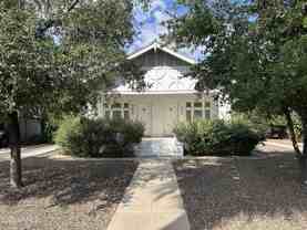 526 W Culver St #B - Photo 1 of 1