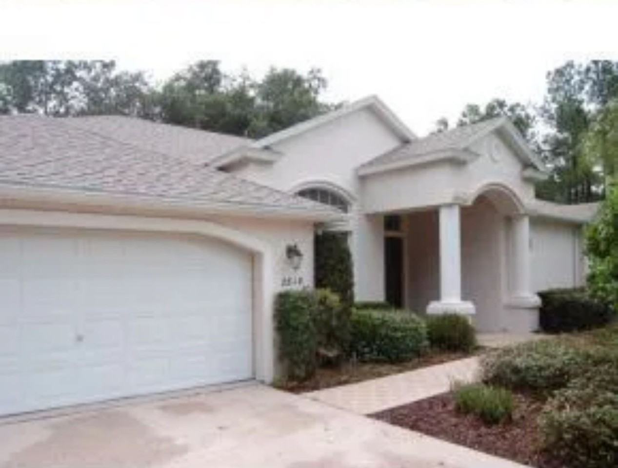 2818 Sw 20th Ave - Photo 3 of 5
