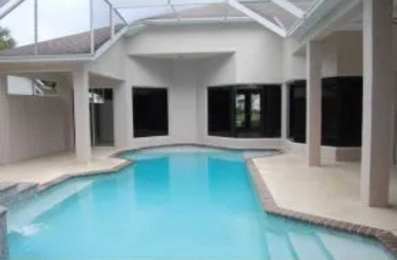 2818 Sw 20th Ave - Photo 4 of 5