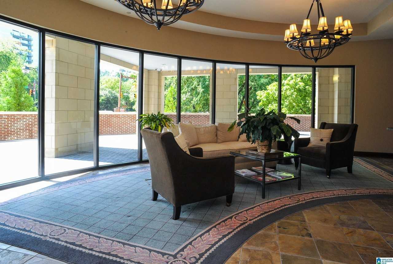 2600 Highland Ave S #502 - Photo 4 of 39