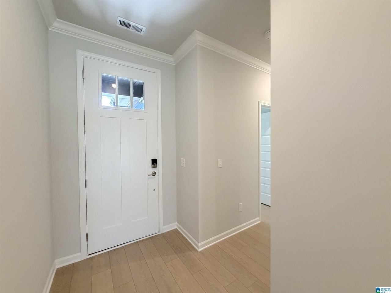 121 Clift Creek Dr - Photo 2 of 39