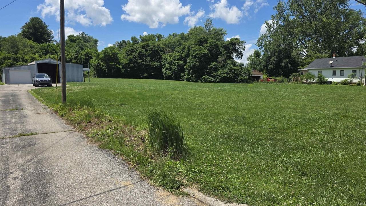 104 S Johnson Ave - Photo 4 of 16