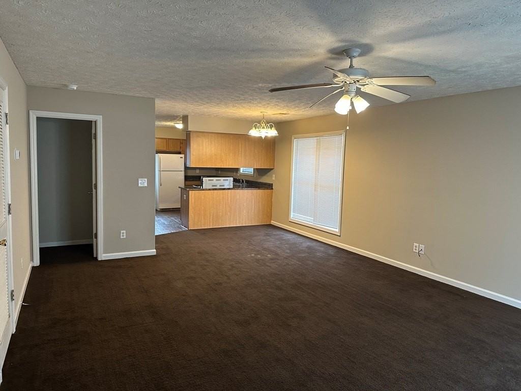 1501 Summerplace Dr - Photo 2 of 12