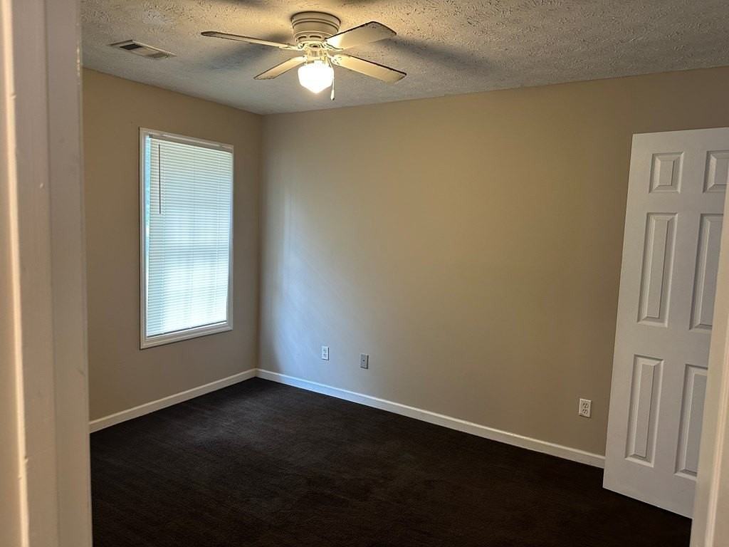 1501 Summerplace Dr - Photo 7 of 12