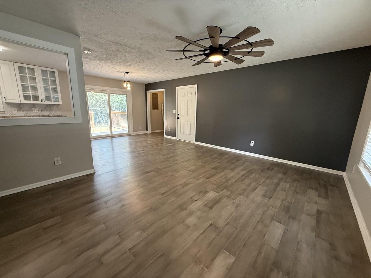 615 Burcale Road Cir - Photo 6 of 24
