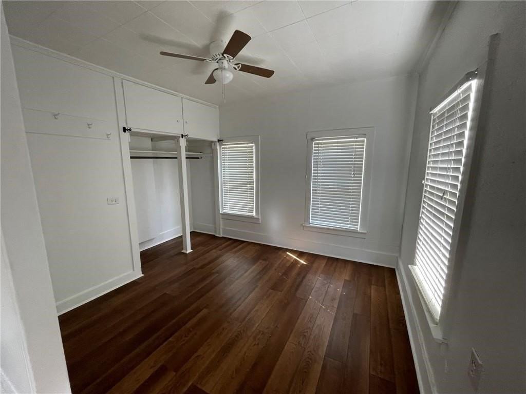 715 1/2 W Richard Ave - Photo 4 of 8