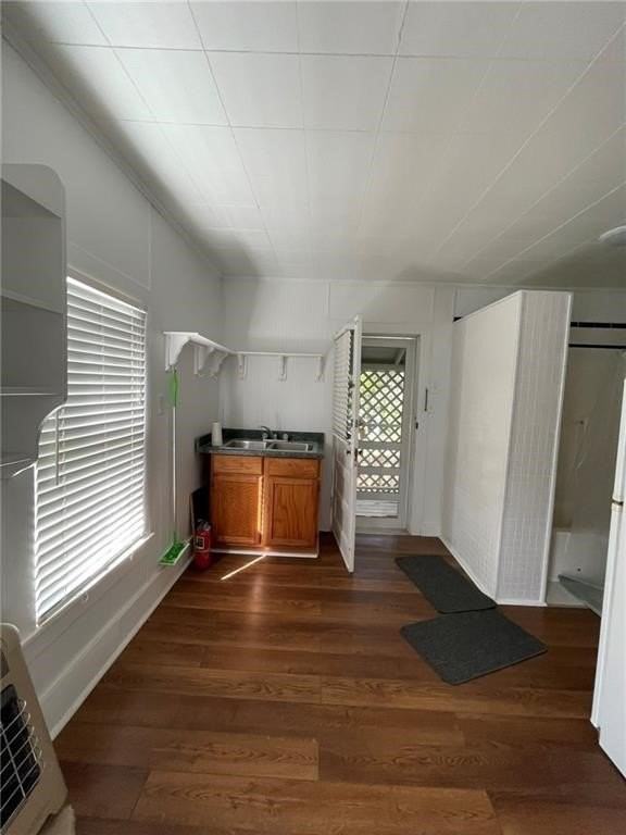 715 1/2 W Richard Ave - Photo 5 of 8
