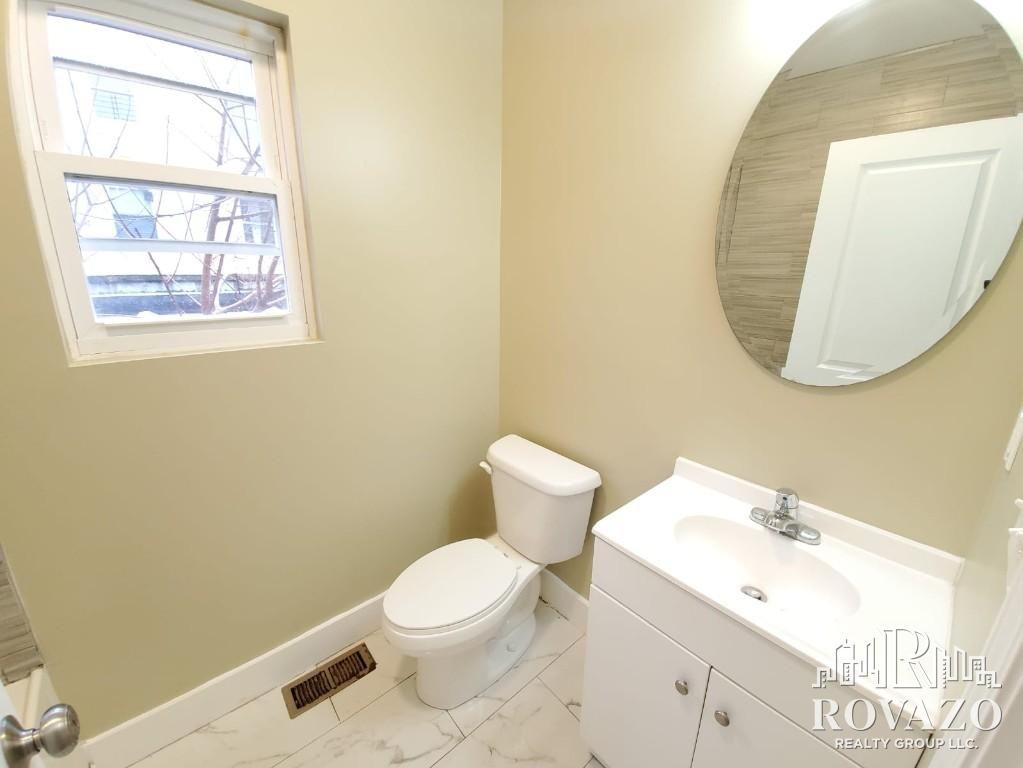 268 21st Street #3C - Photo 5 of 14