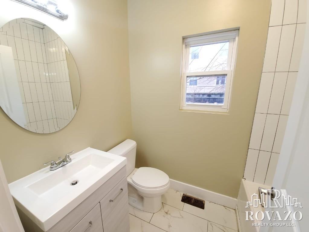 268 21st Street #3C - Photo 6 of 14