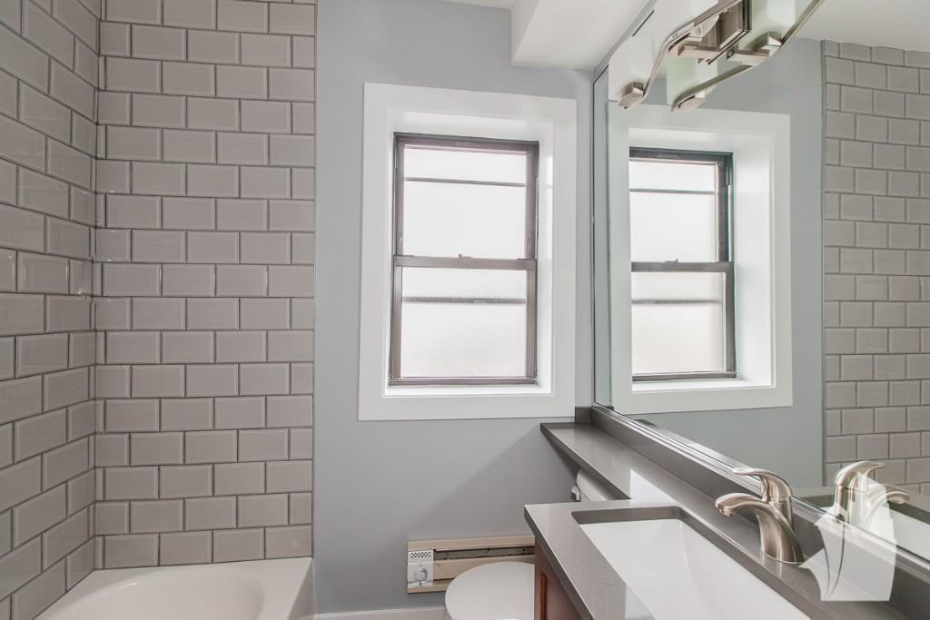 550 W Arlington Pl #207 - Photo 7 of 8
